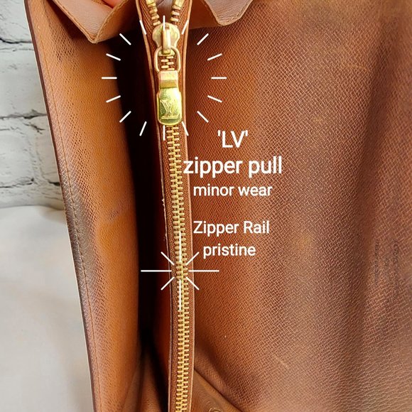 'LOUIS VUITTON' GIFT BOX SET 'PORTEFEUILLE SARAH' LONG LEATHER MONOGRAM WALLET - Picture 9 of 16